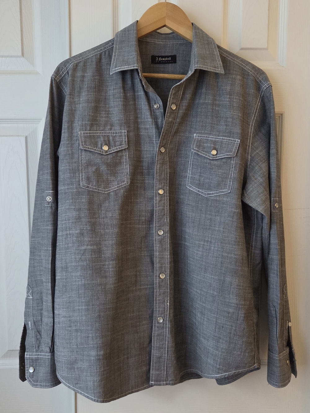 Casual Gray Button-Down Western Pearl Snap Shirt with Chest Pockets - Men Size L